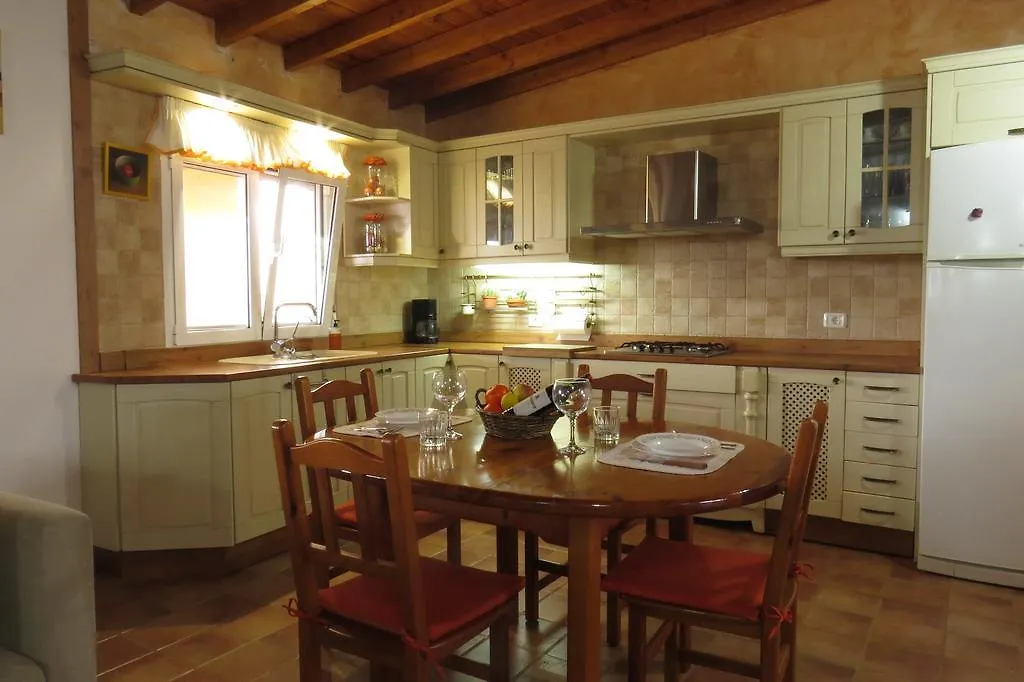 Country house Casa La Lomada Guest House Telde